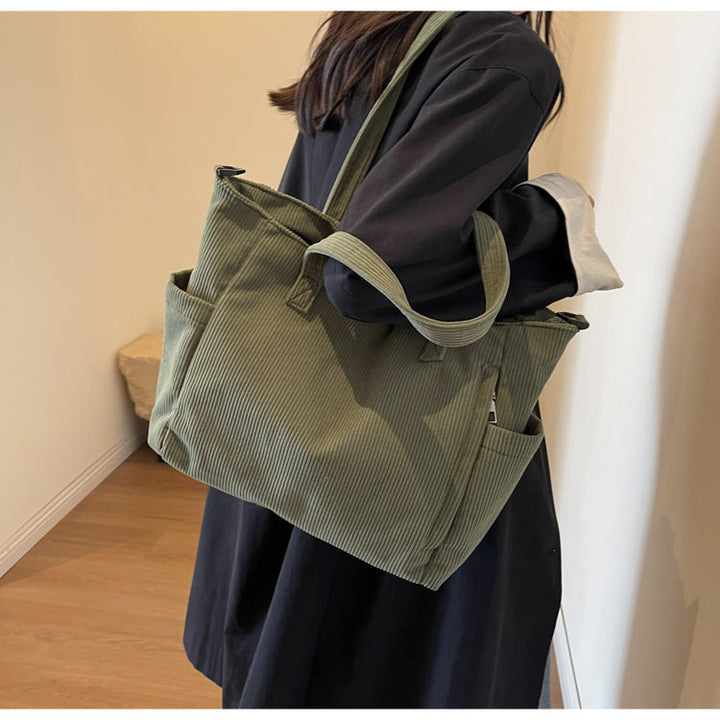 Bloom™ | Sac fourre-tout en velours côtelé pour étudiantes en art