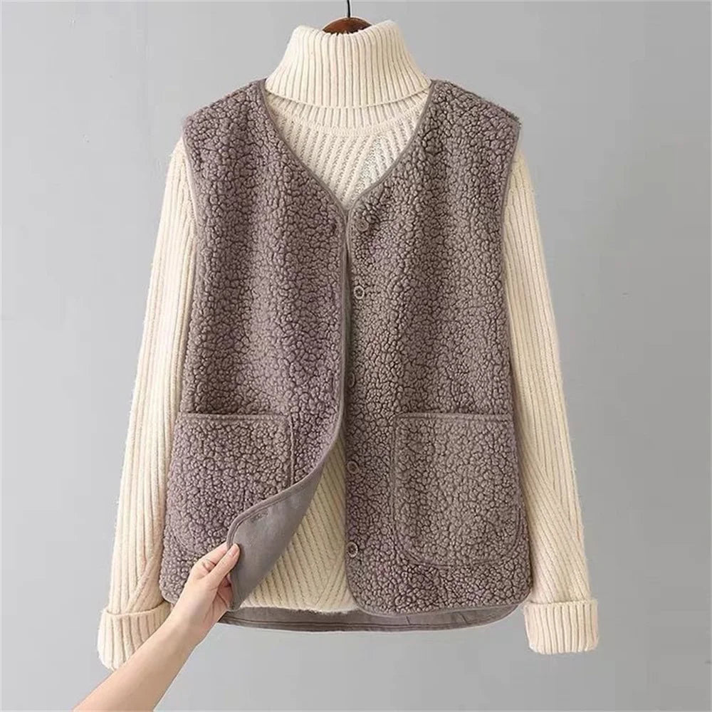 Alwine | Classic Cardigan