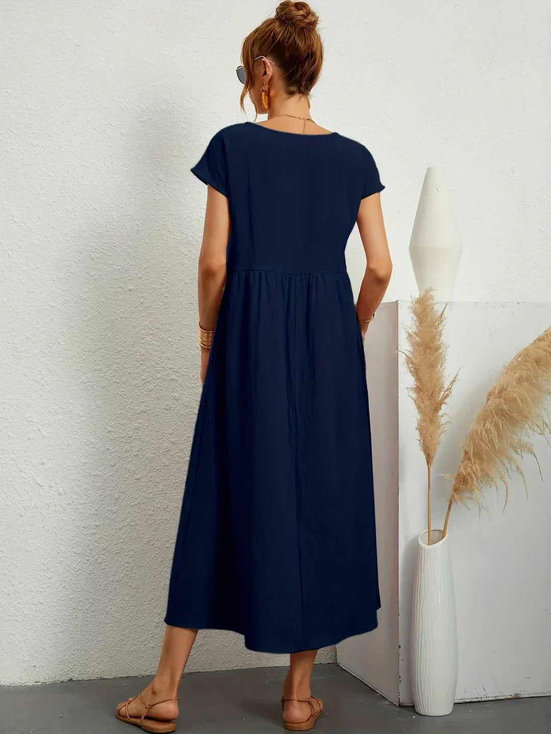 Gabrielle™ — Robe midi fluide, élégance intemporelle