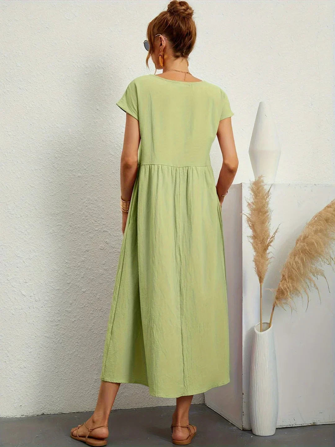 Gabrielle™ — Robe midi fluide, élégance intemporelle