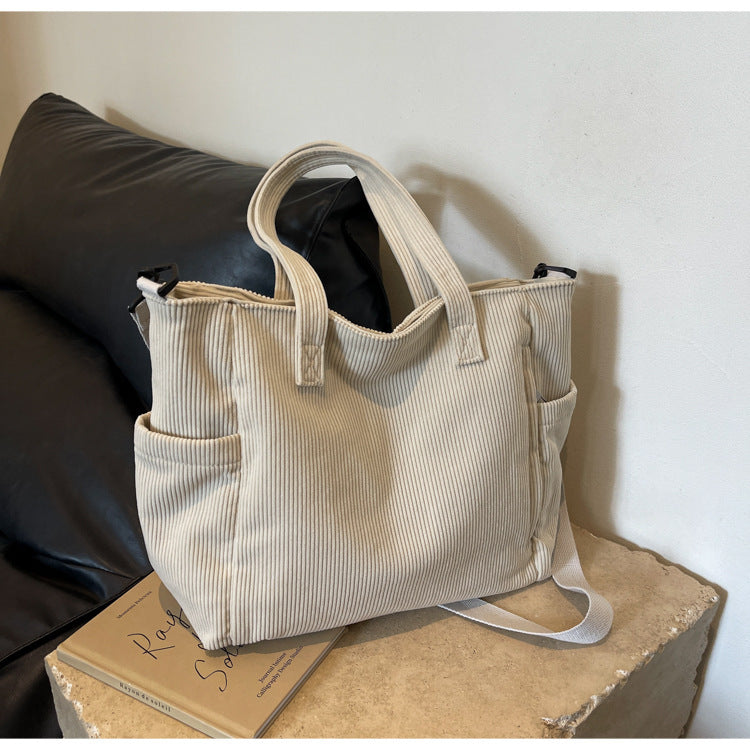 Bloom™ | Sac fourre-tout en velours côtelé pour étudiantes en art